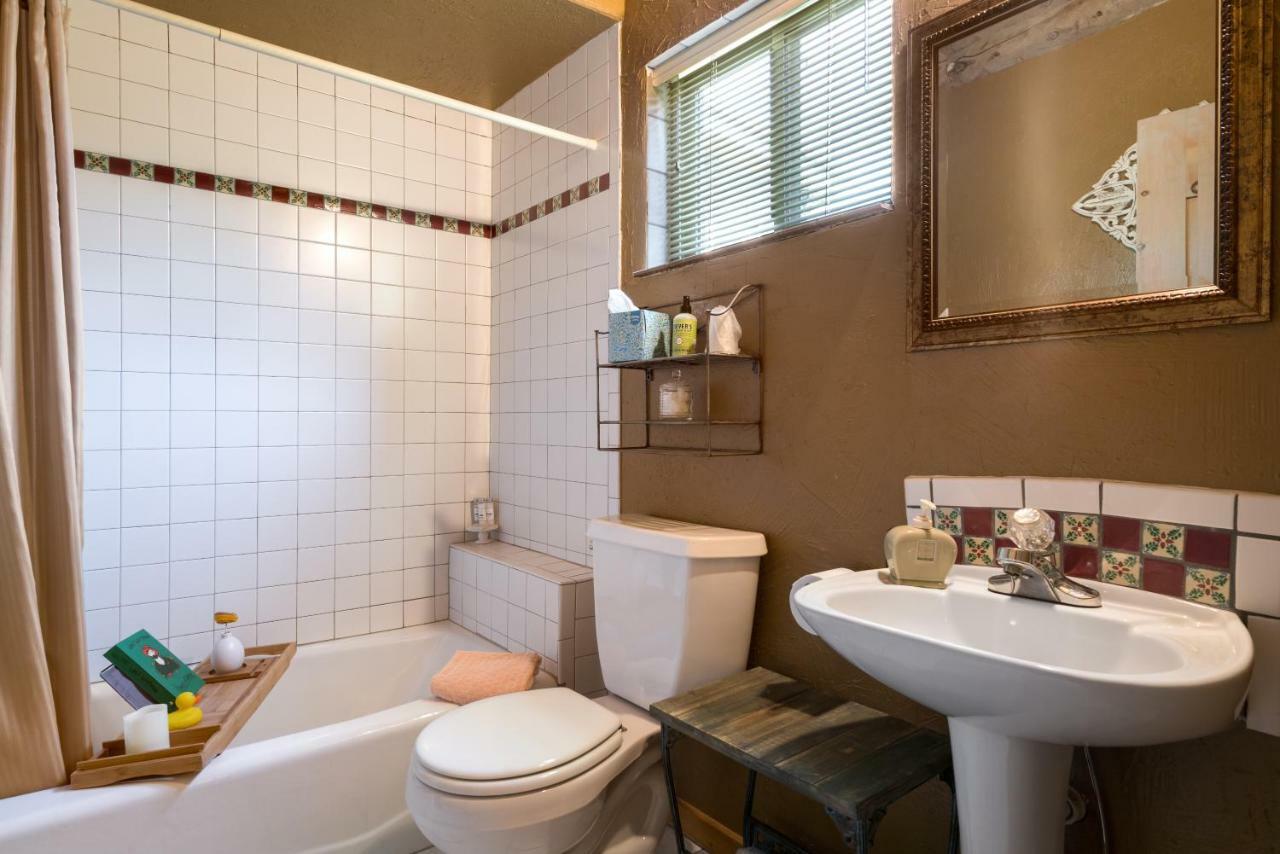 Mariposa Lodge Bed And Breakfast 스팀 보트 스프링스 외부 사진